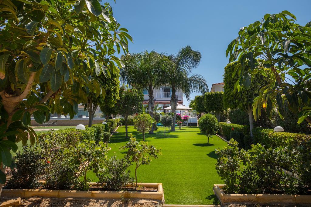 Villa Ricky Protaras Exterior photo