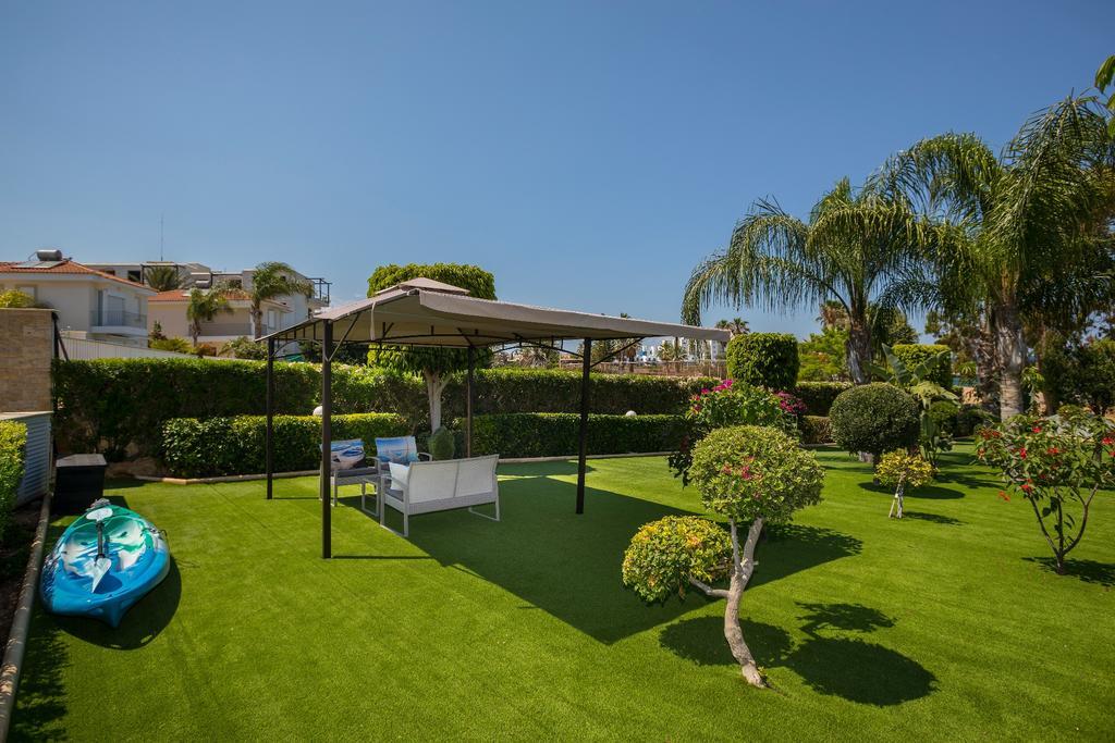 Villa Ricky Protaras Exterior photo