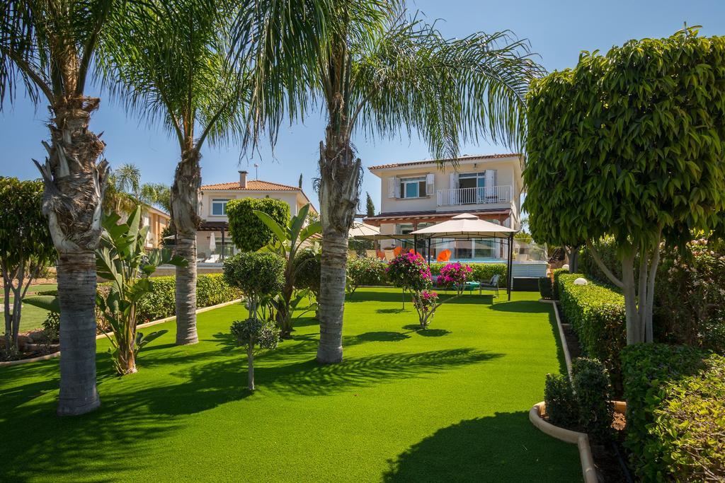 Villa Ricky Protaras Exterior photo